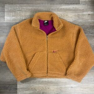 Women’s Nike Sherpa Cropped Jacket-size Medium *like NEW*